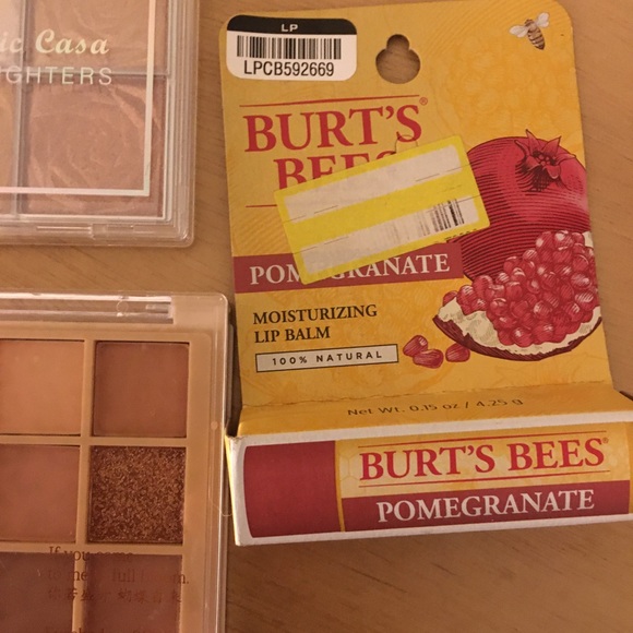 7pc Makeup Bundle Highlighters Eye Shadows Lip balm Concealer Brush Lipstick Bag - Picture 3 of 10